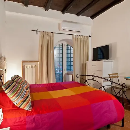 Apartament The Old In Trastevere